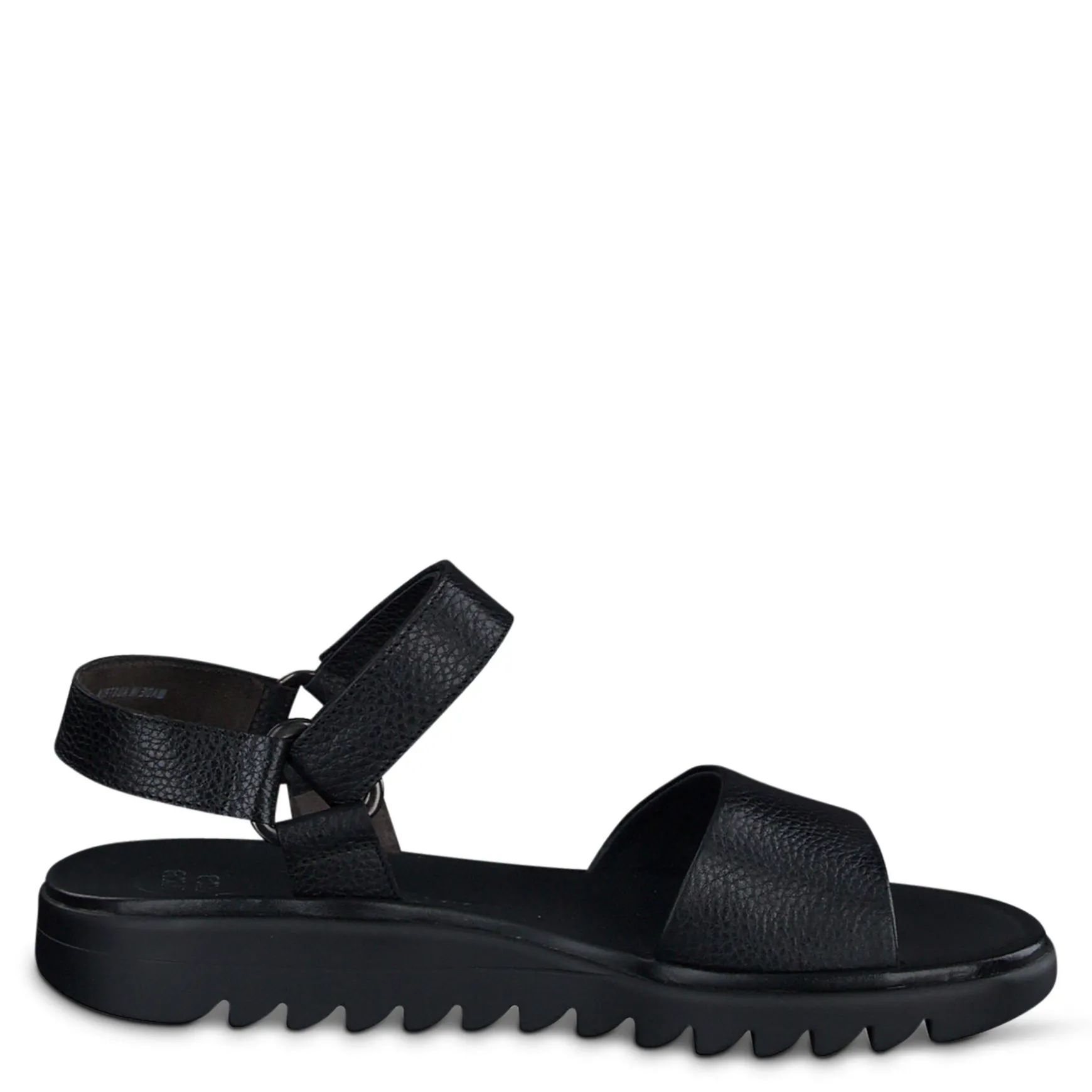 Toni Sandal